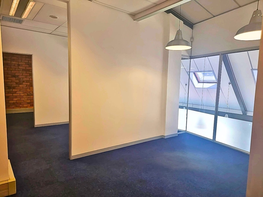 To Let commercial Property for Rent in De Waterkant Western Cape